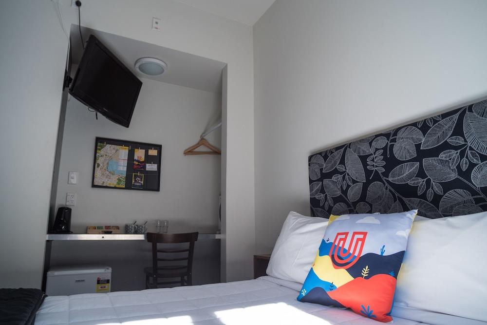 U Boutique Hotel Веллингтон Экстерьер фото