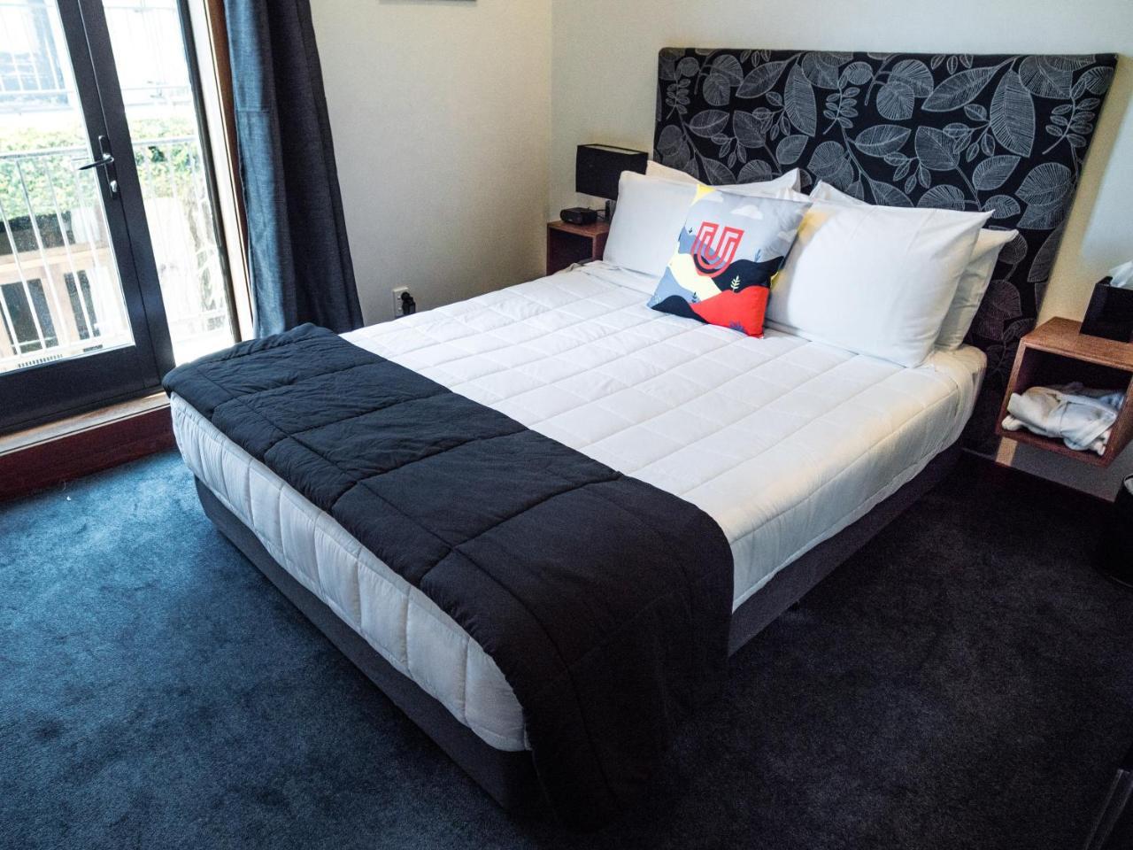 U Boutique Hotel Веллингтон Экстерьер фото