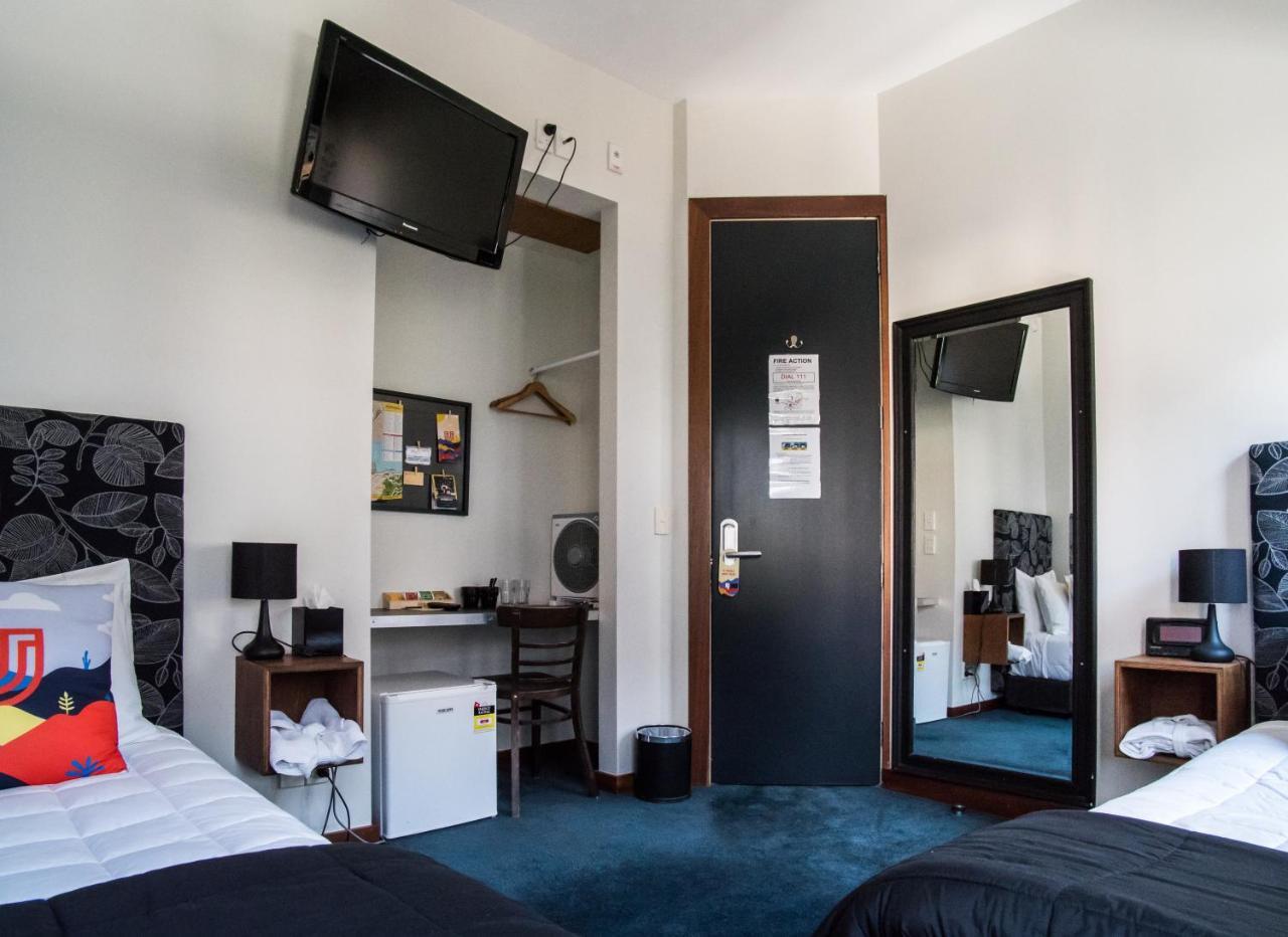 U Boutique Hotel Веллингтон Экстерьер фото
